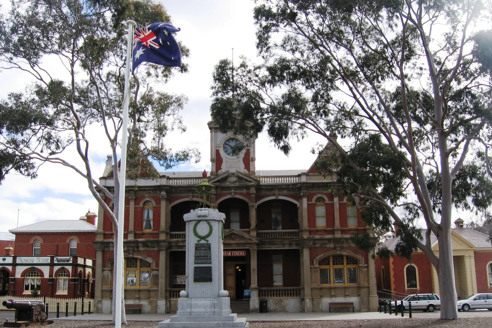 Eaglehawk Town Hall in Victoria with the Australian National Flag on a flagpole in front